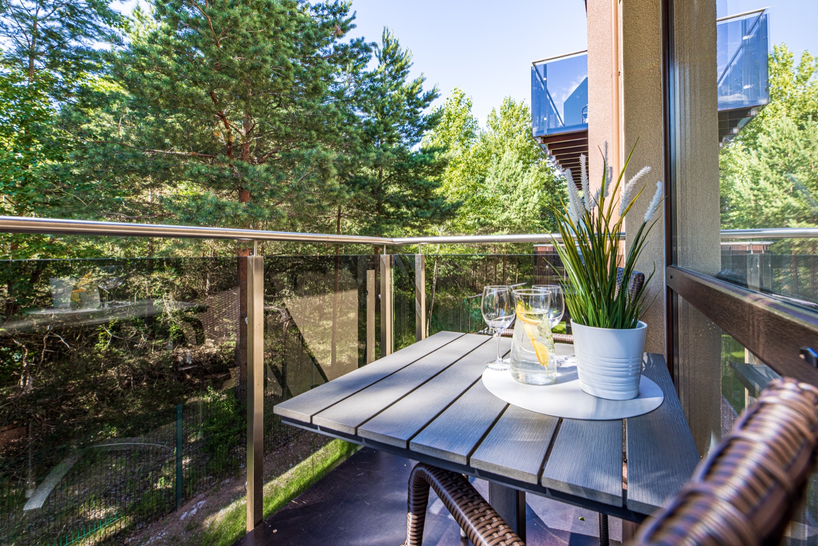 Keturvietis Delux Premium